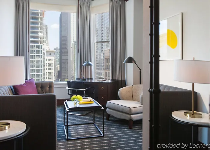Staypineapple, An Iconic Hotel, The Loop Hotel 4*